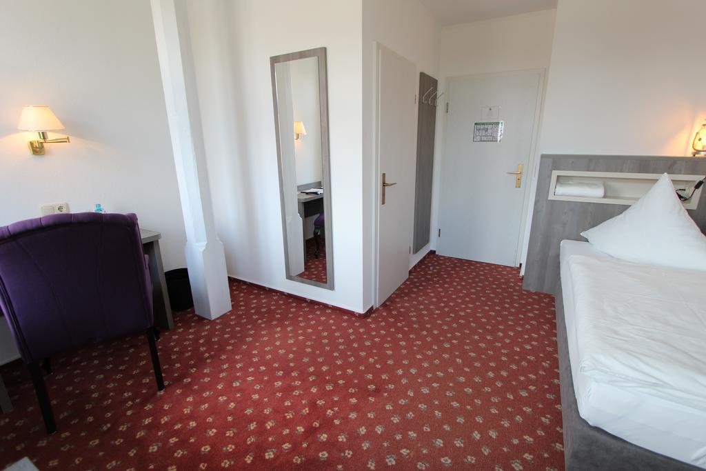 Hotel Thormaehlen Bliestorf Δωμάτιο φωτογραφία